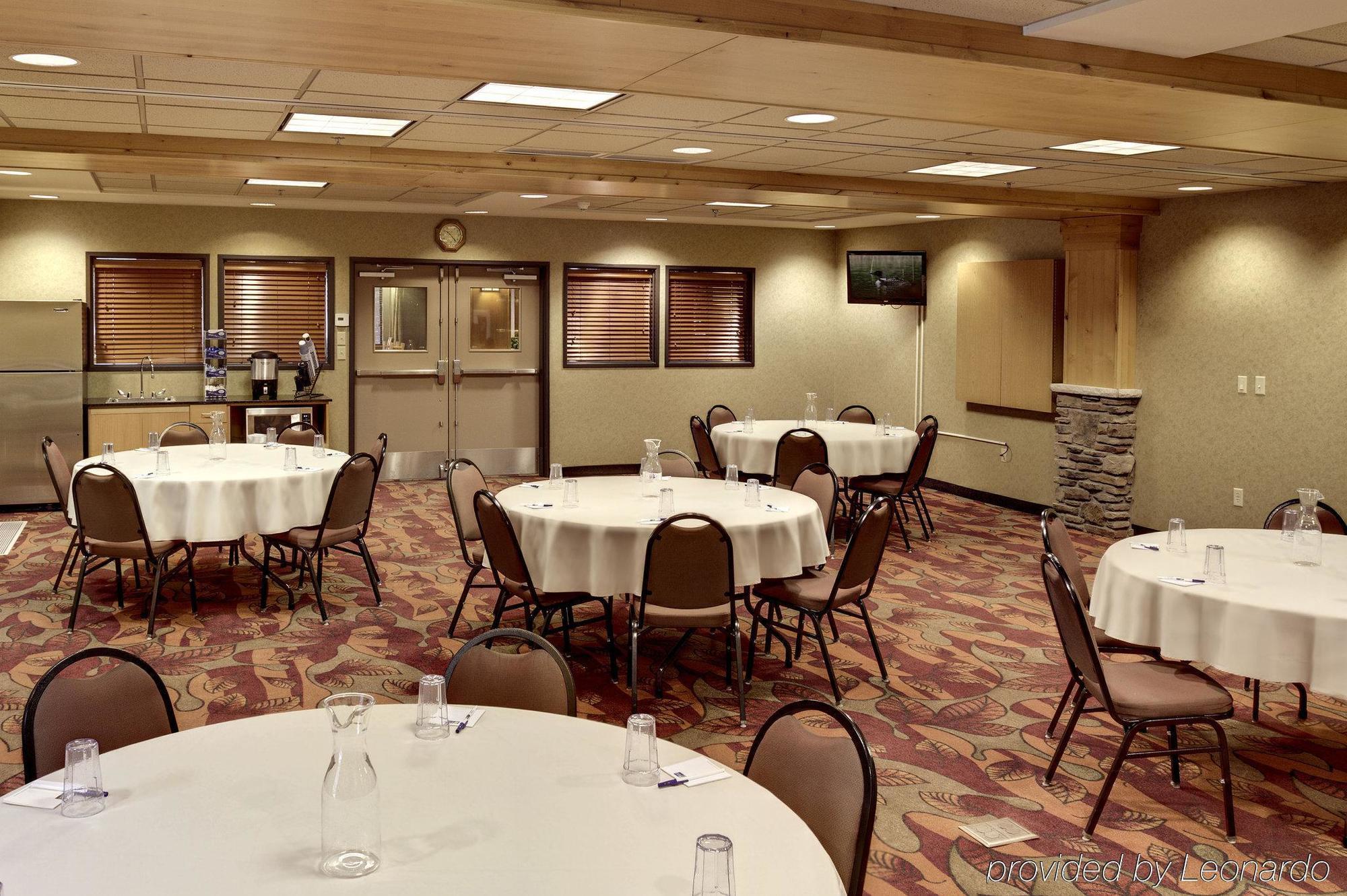 Holiday Inn Express Hotel & Suites Brainerd-Baxter By Ihg Business photo